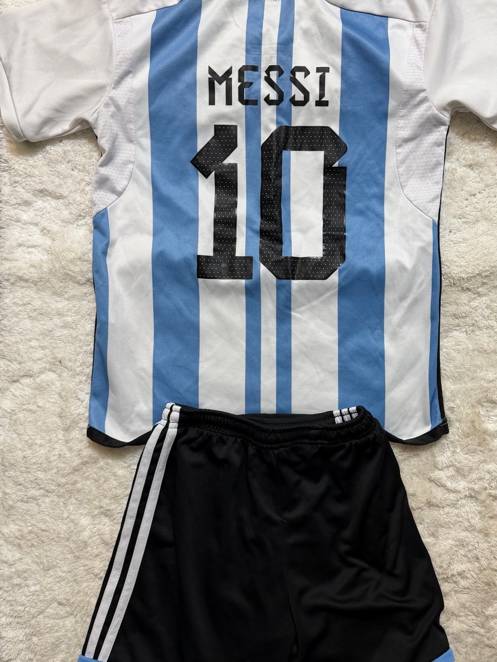 Messi #10 Argentina Soccer Jersey with Black Shorts
